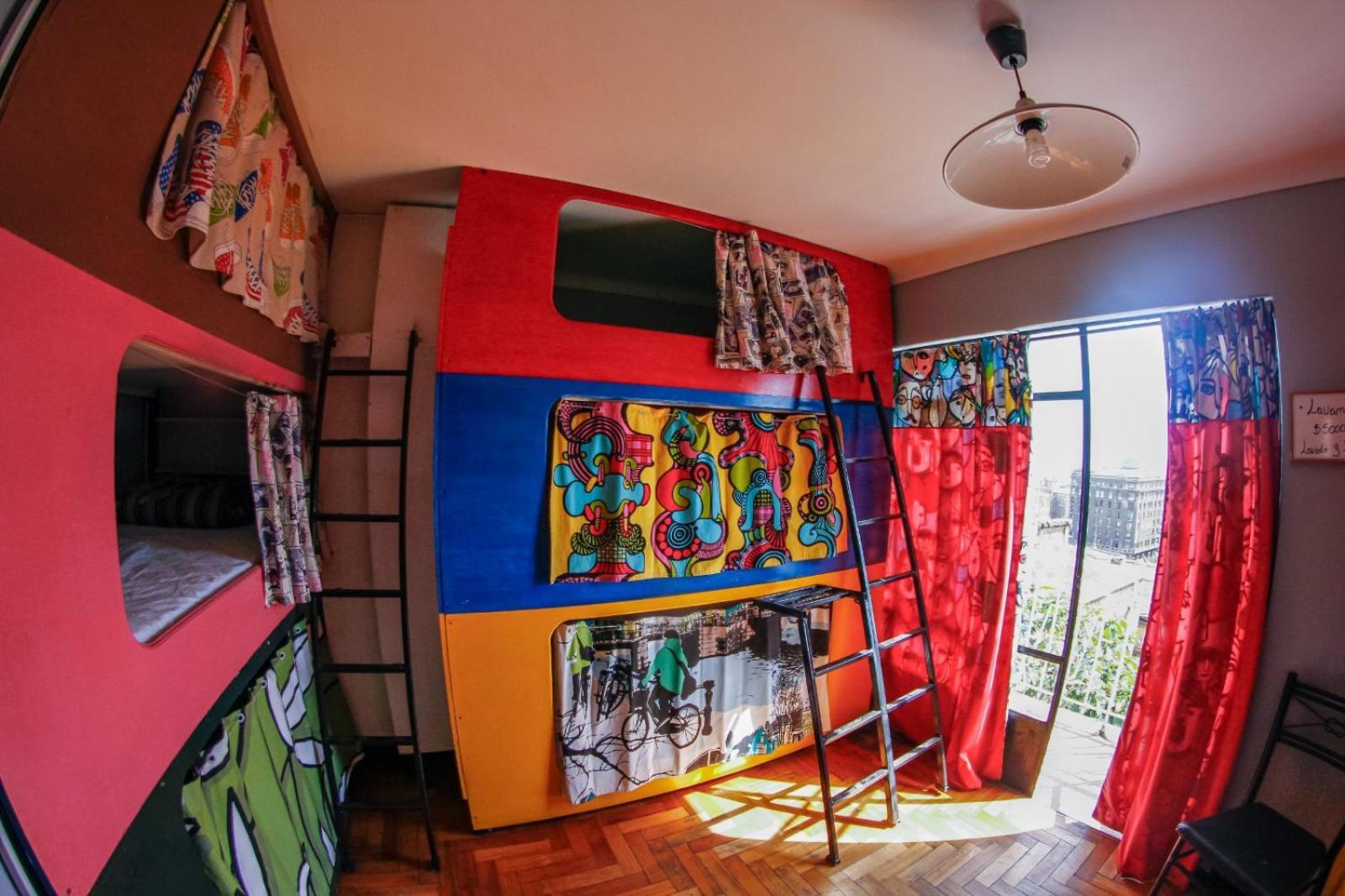 La Casa Azul Hostel บัลปาราอีโซ ภายนอก รูปภาพ