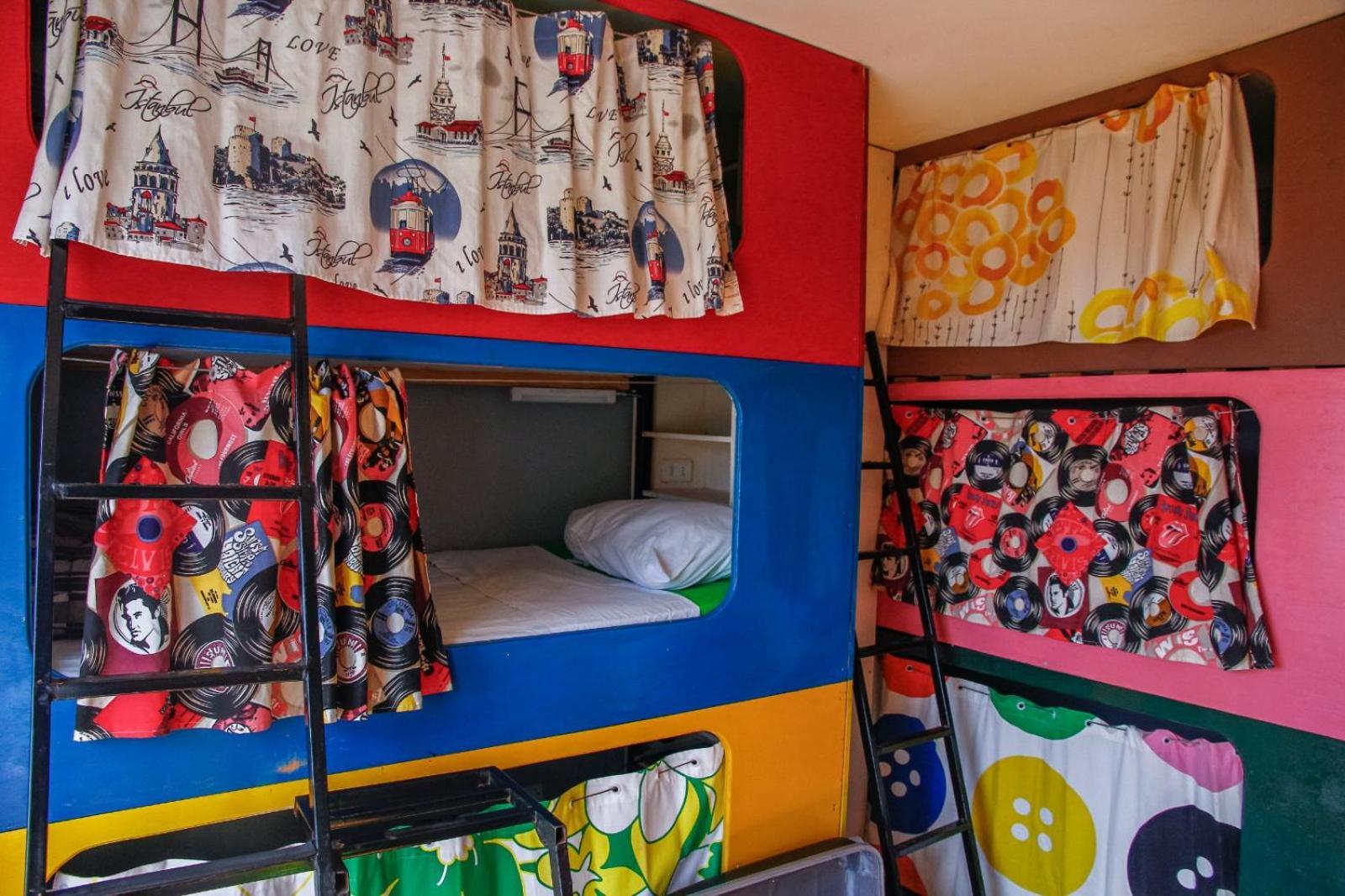 La Casa Azul Hostel บัลปาราอีโซ ภายนอก รูปภาพ