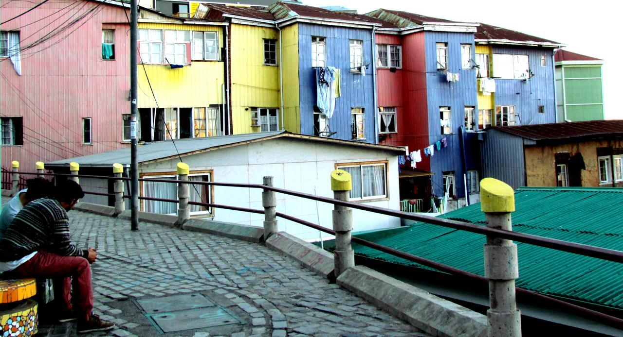 La Casa Azul Hostel บัลปาราอีโซ ภายนอก รูปภาพ