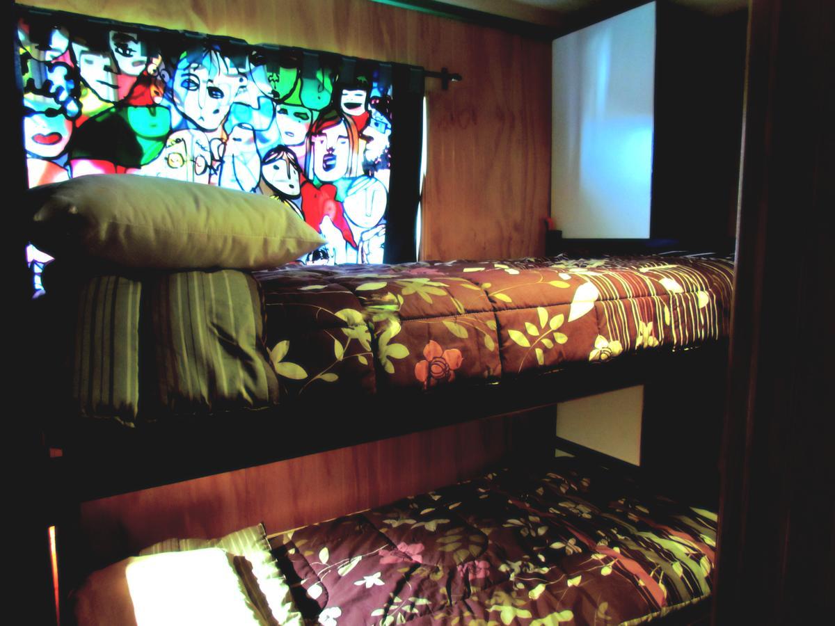 La Casa Azul Hostel บัลปาราอีโซ ภายนอก รูปภาพ